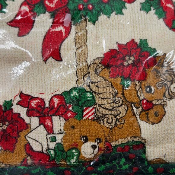 Holiday Traditions 5 pc kitchen towels pot holder Christmas carousel teddy bear - Picture 3 of 4